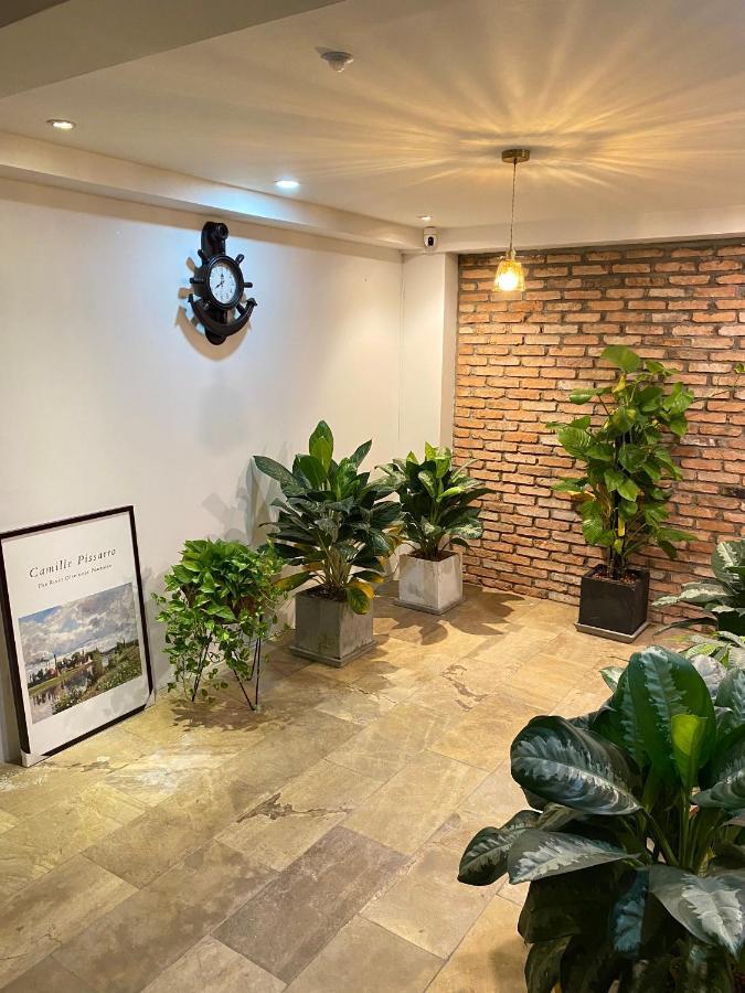 The Palmian City Center Serviced Apartment 호치민 외부 사진
